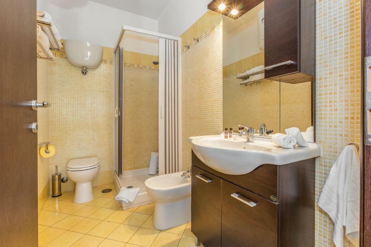 Asso Residence Terni Kamer foto